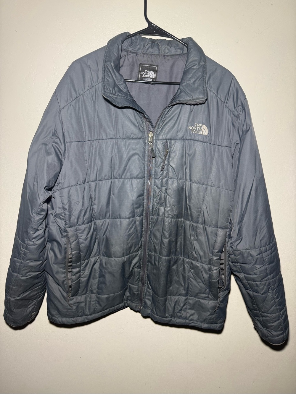 The North Face Men’s Quilted Puffer Jacket - Gray
